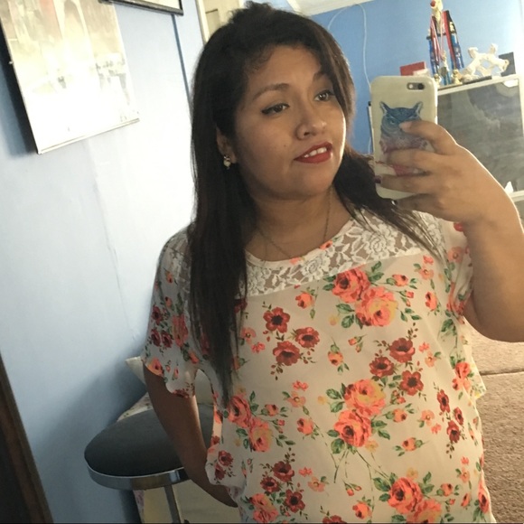 Meet your Posher, Juana - Picture 3 of 3